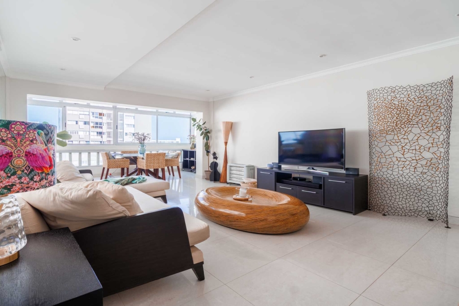 To Let 2 Bedroom Property for Rent in Sea Point Western Cape